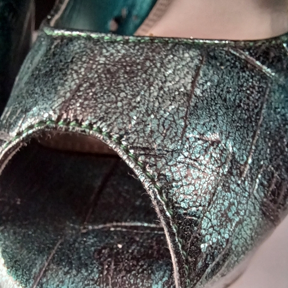 KAMI by Bakers 6 in heels Teal Forest Green Satin Sheen look - Picture 5 of 16